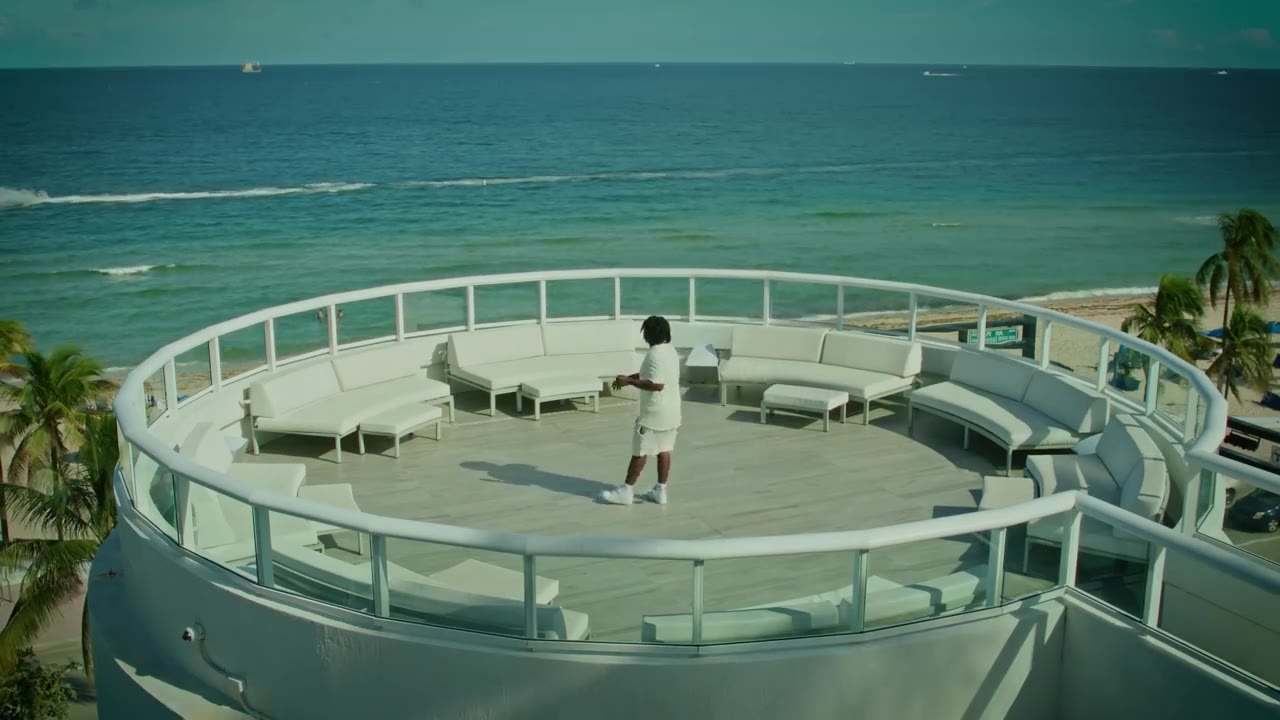 Byron Messia - 90âz (Official Music Video)