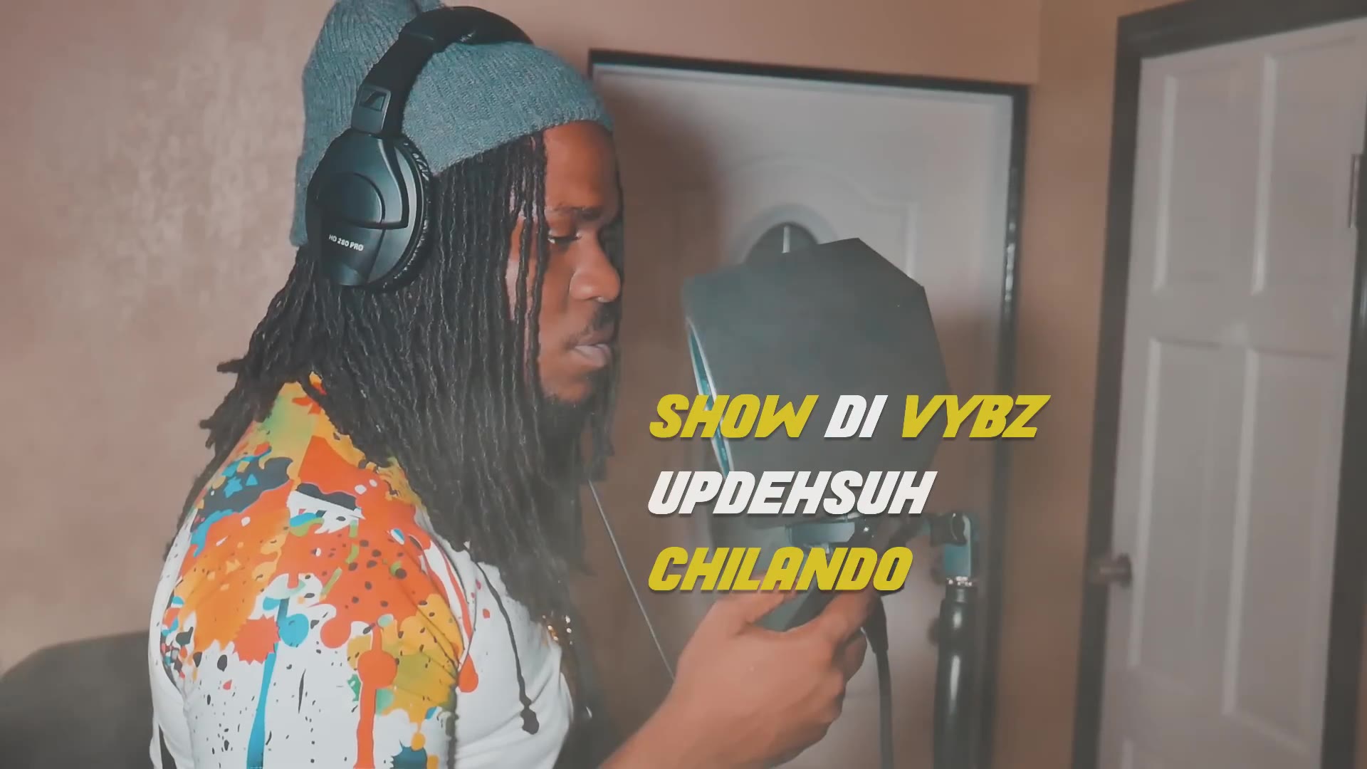Chronic Law, Chilando - Nuh Count Favors (Lyrics Video)