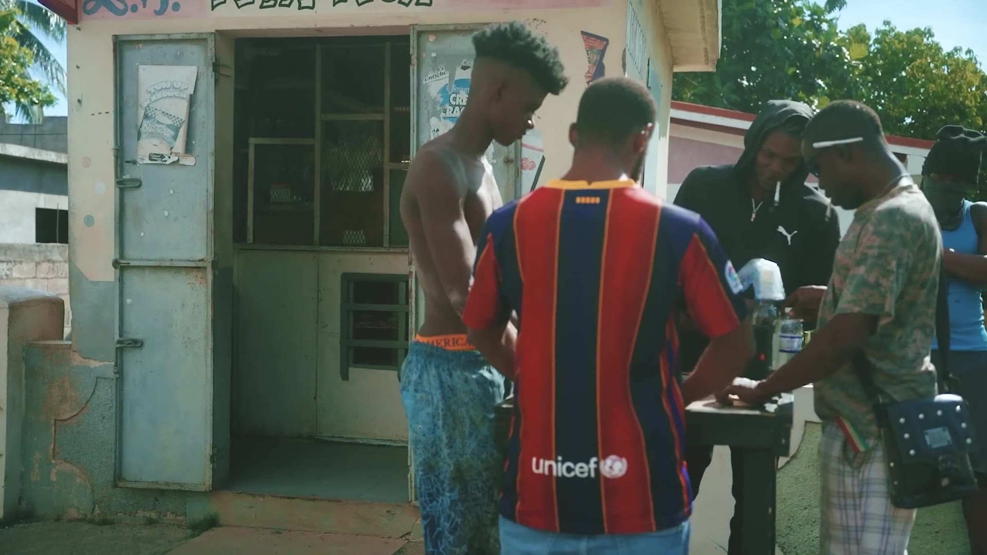Chronic Law - Nuh Pet People (Official Music Video)