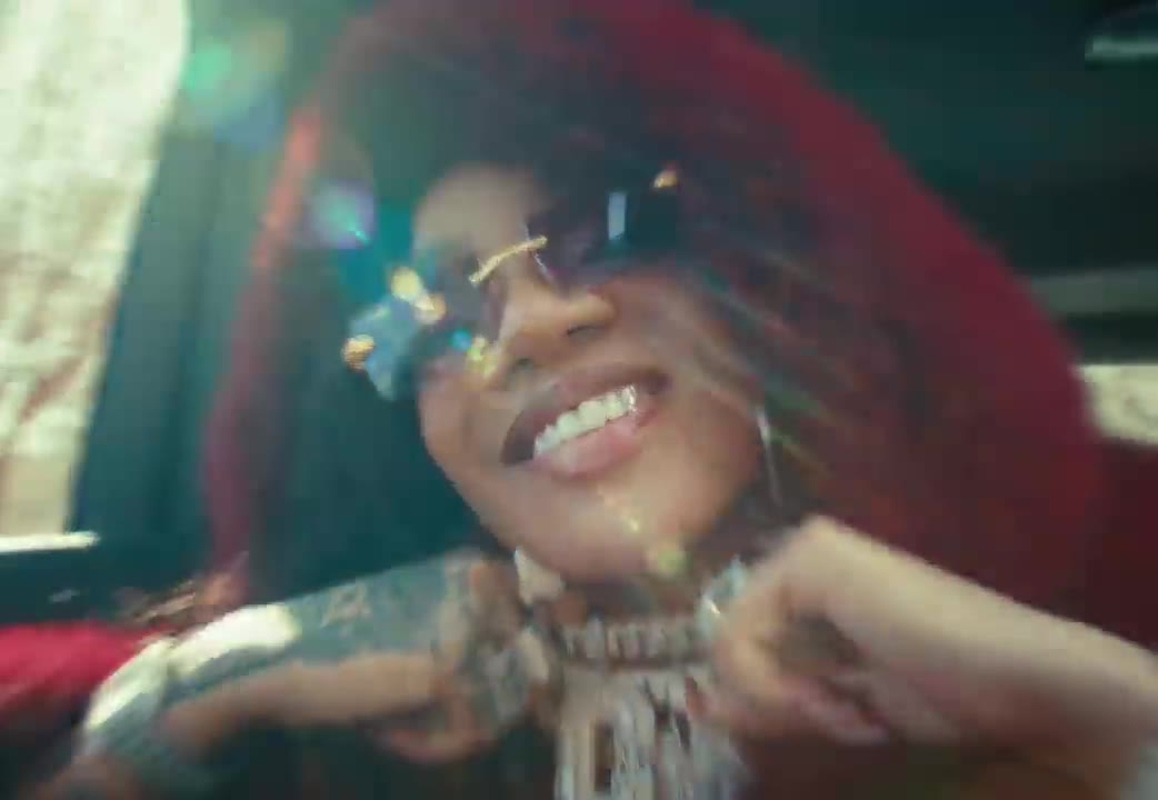 GloRilla - Yeah Glo! (Official Music Video)