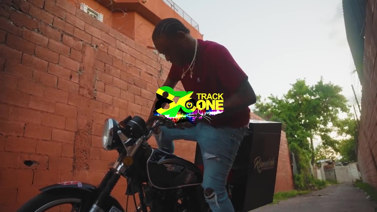 Valiant - Barbieâs (Official Music Video)